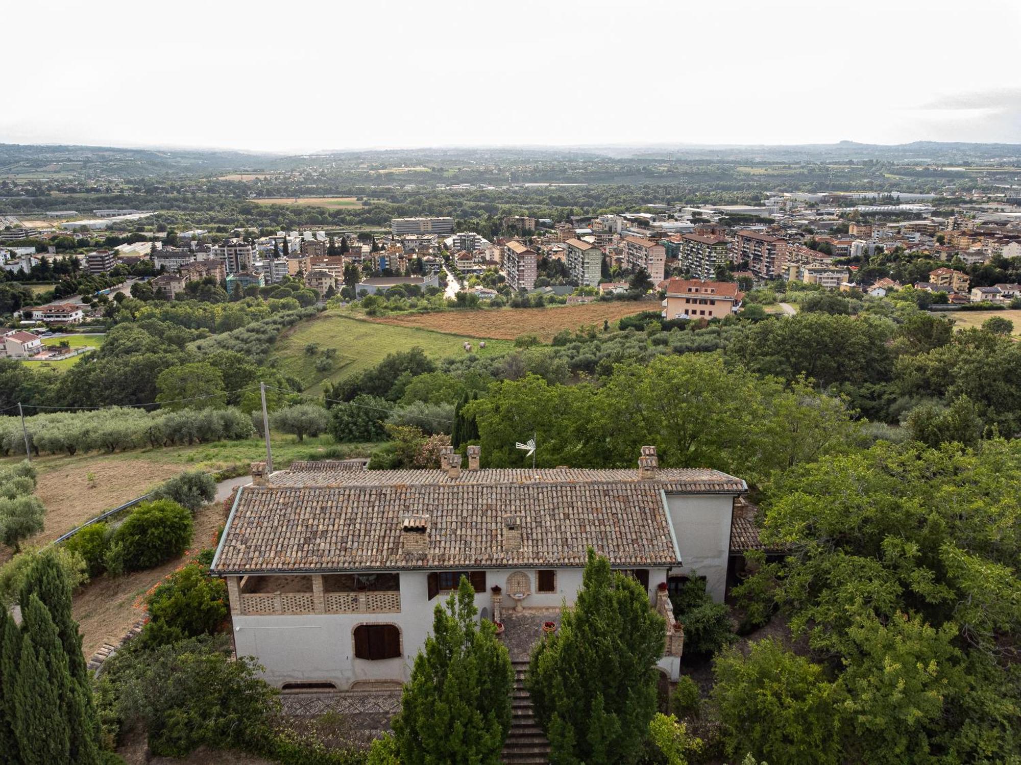 קייטי B&B Villa Dei Desideri מראה חיצוני תמונה